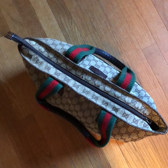 Gucci Bag! - Picture 8 of 12